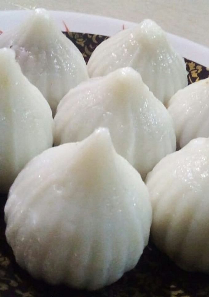 மோதகம்(modak recipe in tamil) செய்முறை முக்கிய புகைப்படம்