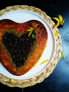 عکسی از دستور ته چين مرغ و اسفناج.