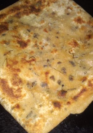 A picture of Dry Fenugreek Paratha.