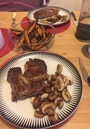 A picture of Steak and chips (sweet potato version!).