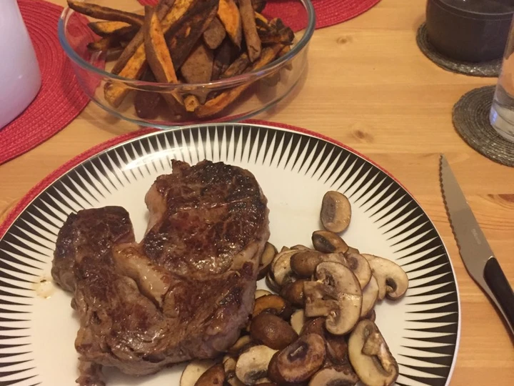 Easy Steps to Prepare Steak and chips (sweet potato version!) the So Delicious Really delicious