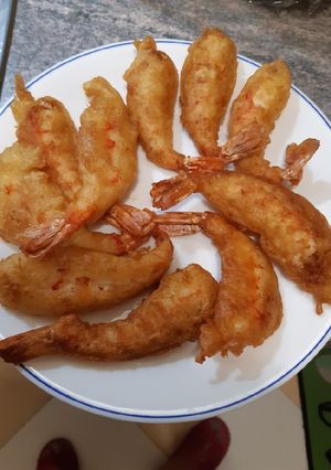 Una foto de Langostinos en tempura