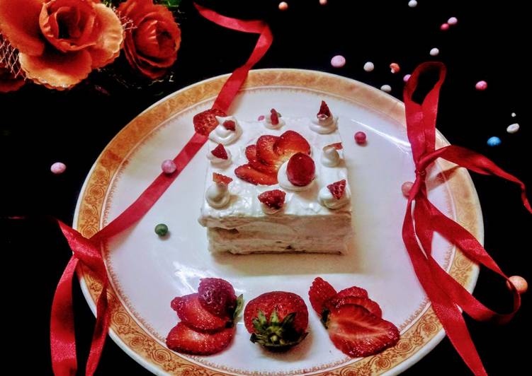 Easiest Way to Prepare Homemade Instant Eggless strawberry🍰 cake