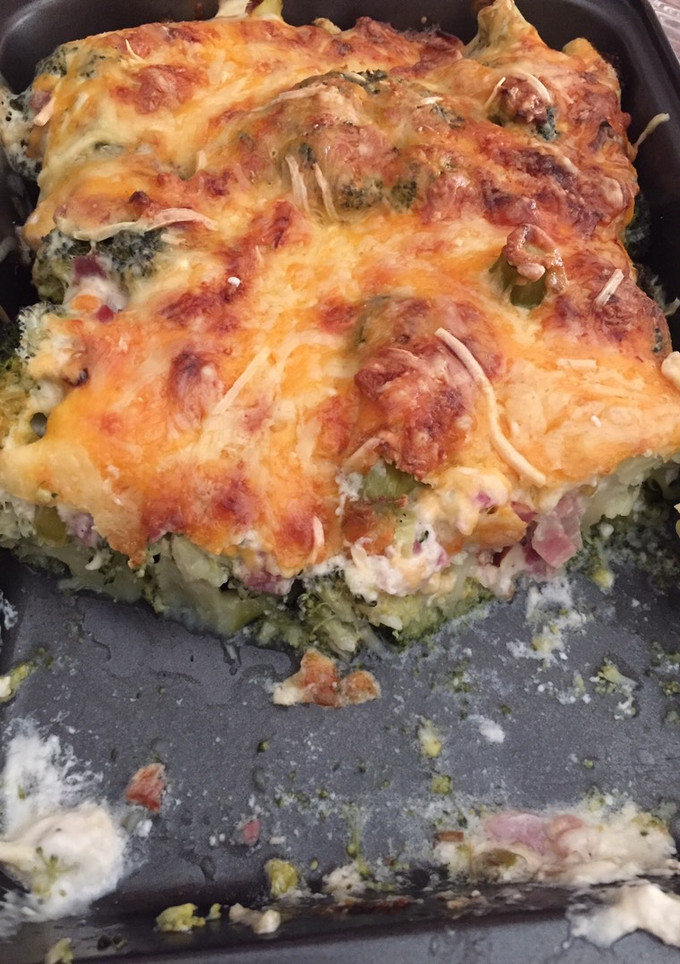 Una foto de Brócoli con Nata y gratinado con queso