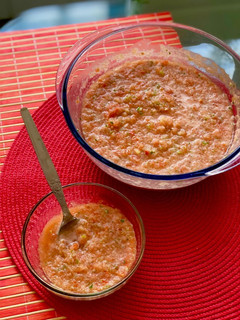 Una foto de Gazpacho vegano🌱vegetariana