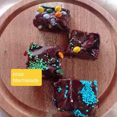 Τριπλοσοκολατένιο Fudge (Triple chocolate fudge)-レシピのメイン写真