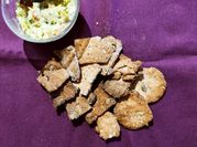 Una foto de crackers de arroz
