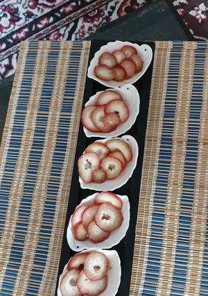 A picture of Water Apples/Rose Apples Salad.