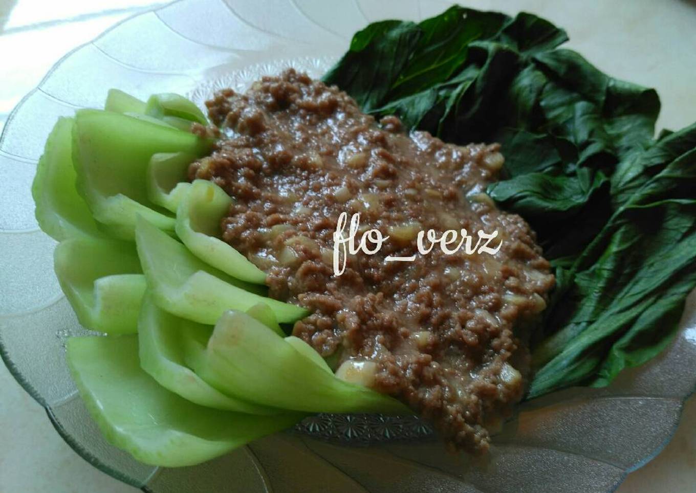 Pakcoy siram Daging Cincang