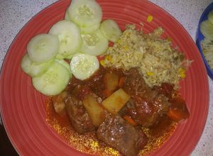 Una foto de Carne guisada en olla de cocimiento lento