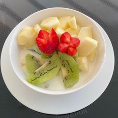 A picture of Healthy Fruity Breakfast.