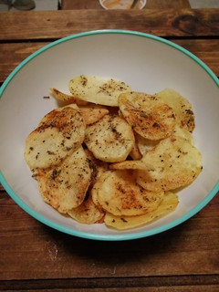 Una foto de Chips al microondas (saludables)