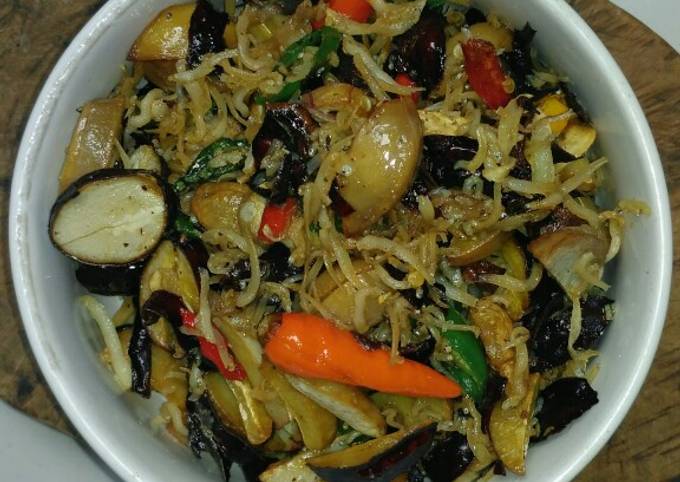 Cara Gampang Menyiapkan Oseng Jengkol Teri Anti Gagal