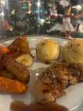 Balsamic Chicken, potatoes & carrots