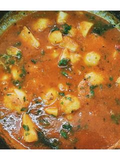आलू की सब्जी (aloo ki sabzi recipe in hindi) रेसिपी मुख्य फोटो
