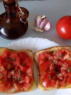 Una foto de Bruschetta al pomodoro