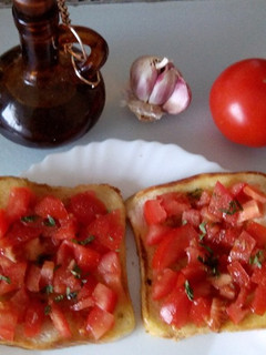 Una foto de Bruschetta al pomodoro