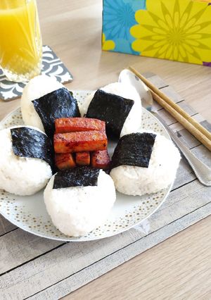 Foto resep Nasi kepal segitiga (jumeokbap)