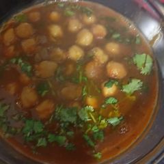 A picture of Masala chane.