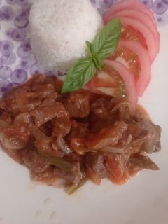 Una foto de Goulash de vacuno al estilo Holandés