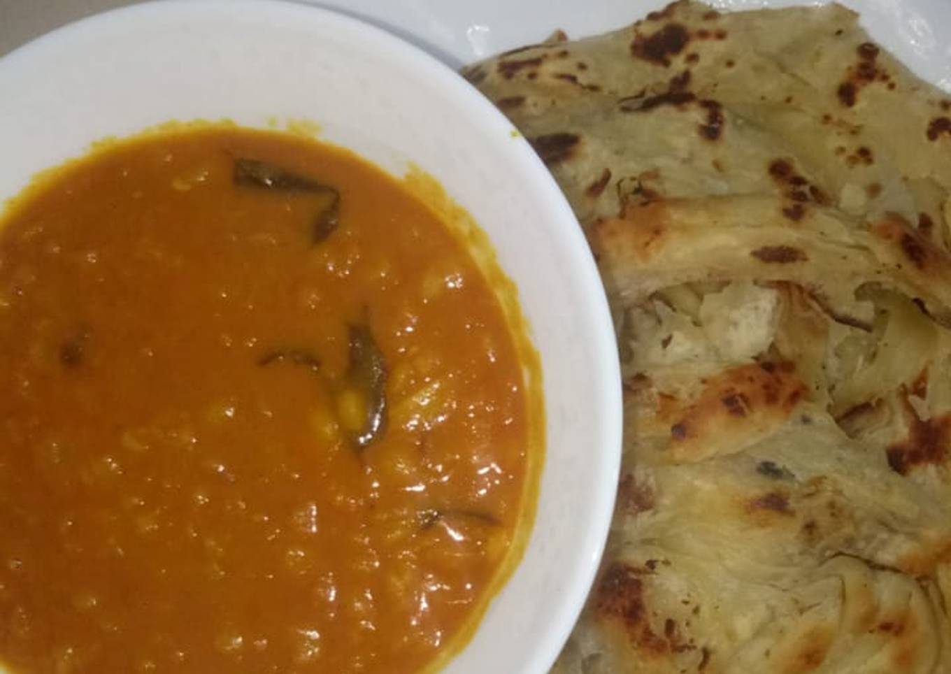 Wanita Akar Mendera Dale Mack