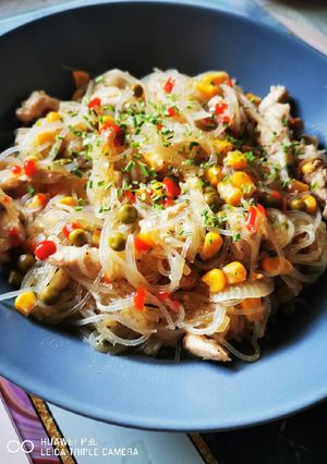 Gyors üvegtésztás csirkemell recept fotója