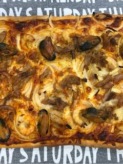 Una foto de Pizza marinera - frutti di mare