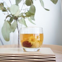 A picture of Longan Red Date Chrysanthemum Tea.