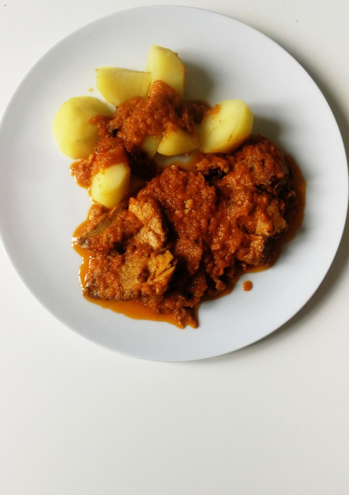 Una foto de Solomillo / lomo de cerdo en salsa de verduras