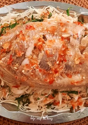 Hình của món Cá diêu hồng hấp chua ngọt.