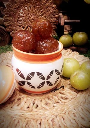 आंवला मुरब्बा(amla Murabba recipe in Hindi) रेसिपी मुख्य फोटो