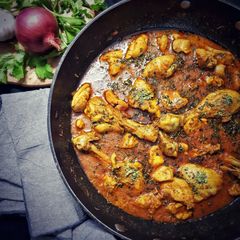 A picture of Masala chicken.