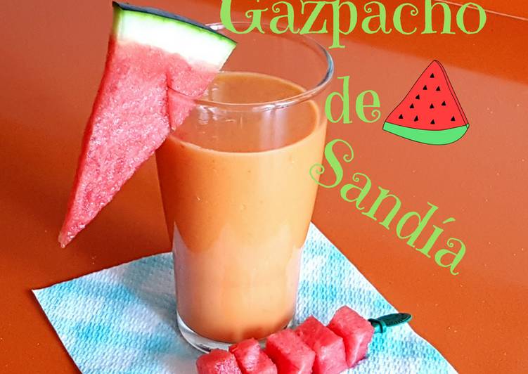 Gazpacho de sandía saludable y refrescante