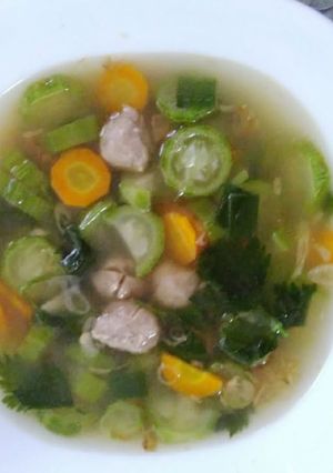Foto resep Sayur oyong bakso