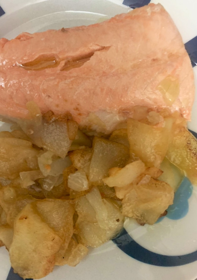 Una foto de Salmón rico, fácil y rápido (sin horno)