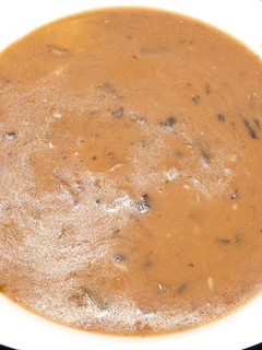 Una foto de SALSA DE CHAMPIÑONES CON MERLOT, Rápida