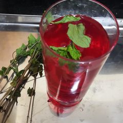 A picture of Rose-Mint Juice.