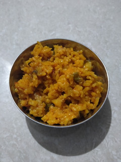 લેફ્ટ ઓવર રાઈસ પુલાવ (Leftover Rice Pulav Recipe In Gujarati) રેસીપી મુખ્ય ફોટો