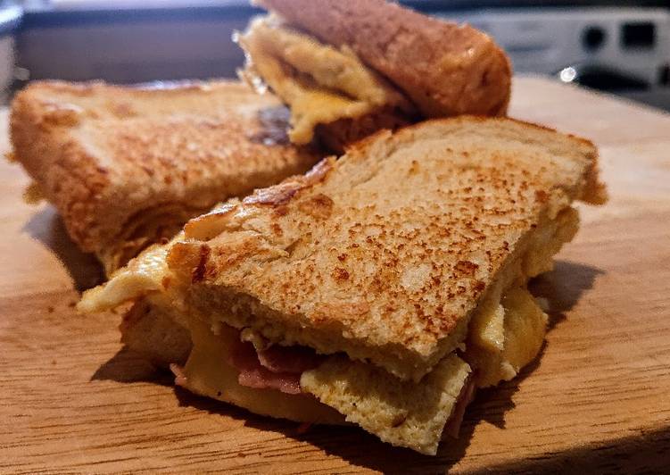 Recipe of Any-night-of-the-week Super Easy Omelette Sandwich