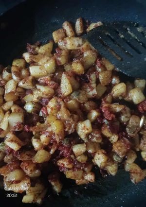 Una foto de Papas con longaniza (guiso) 🇲🇽😍