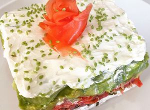 Una foto de Pastel de sushi - keto