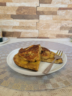 Una foto de Panqueque de banana caramelizada