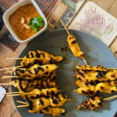 A picture of Chicken Satay.