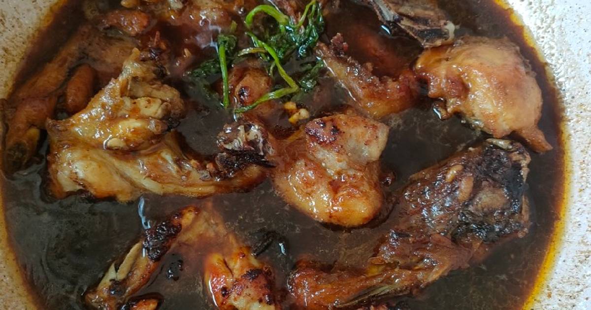 Resep Semur Ayam Ala Oma oleh Sri Maharani - Cookpad