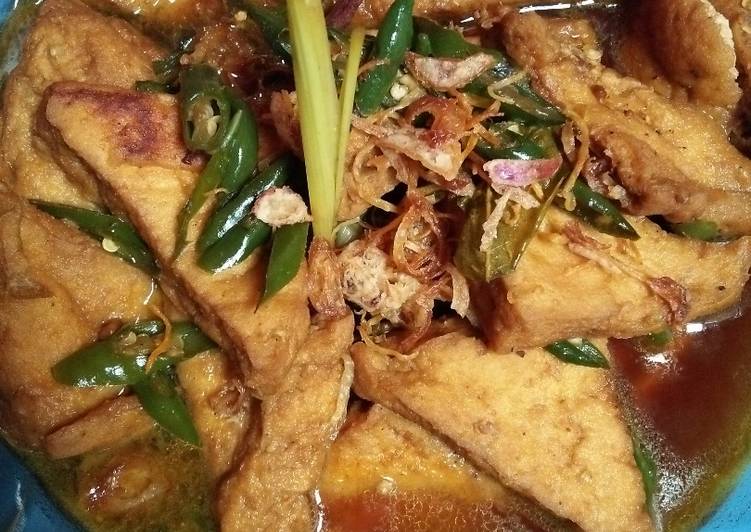 Tahu kecap cabai hijau