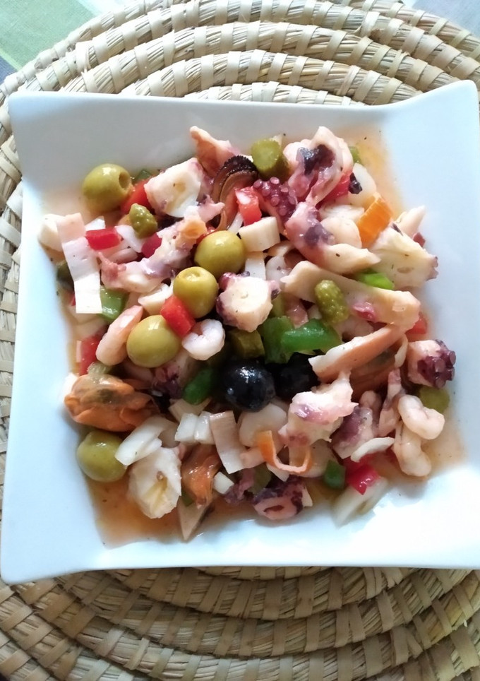 Una foto de Salpicón de marisco al estilo Pitiminí