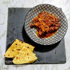 A picture of Chops chutney.