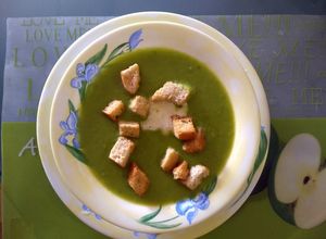 Una foto de Crema de cebolla puerro