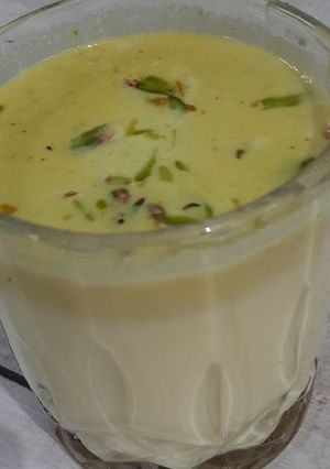 A picture of Haldi Badam Doodh.