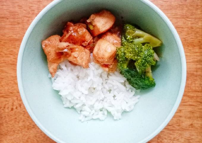 Day. 300 Chicken Bulgogi with Broccoli and Tofu (15 month+)